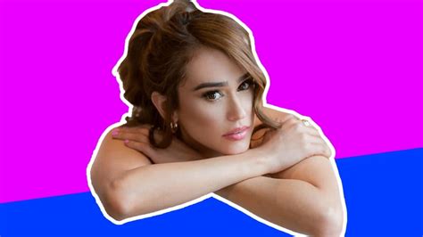 yanet desnuda|Yanet García y la foto prohibida de su OnlyFans que los hackers ...